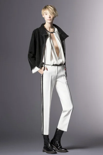 Look 19